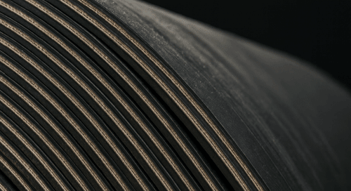 Rubber met inlaag op rol